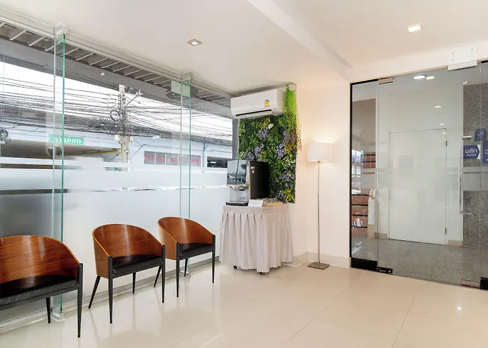 Synsiri 3 Ladprao 83 Apartment *